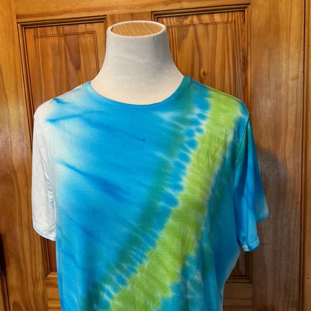 Tye dye t-shirt - Picture 8 of 8